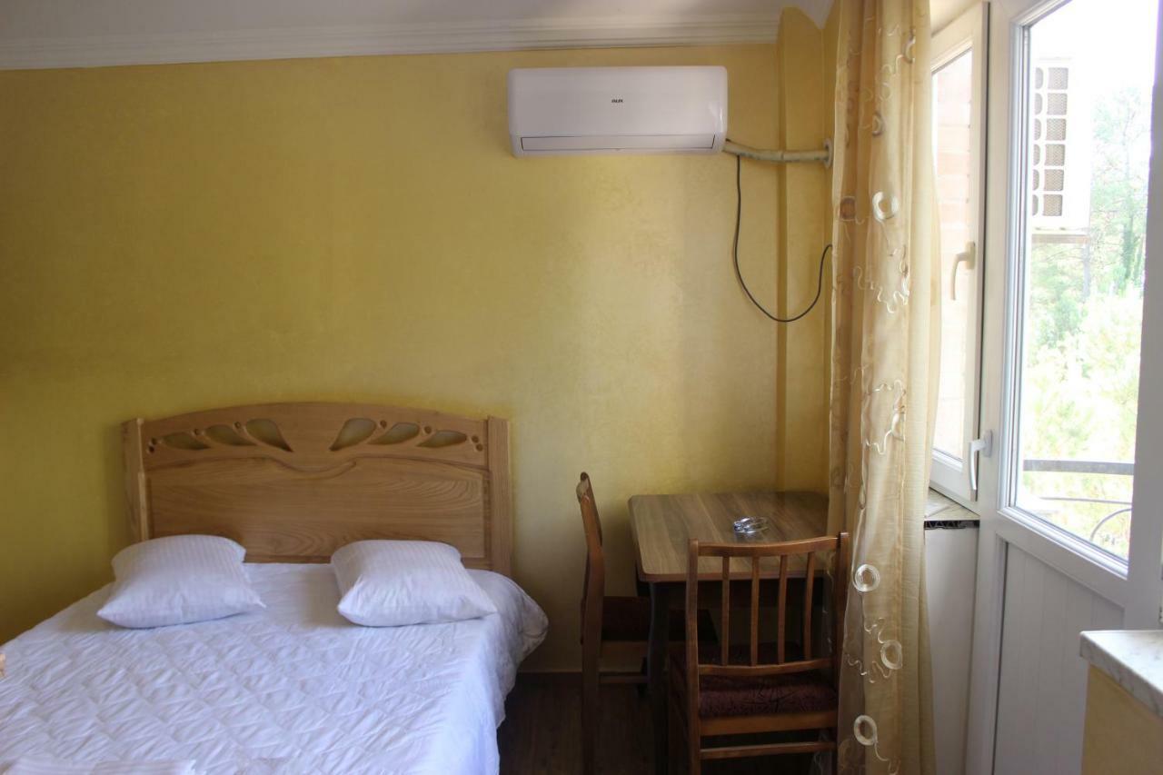 Hotel Evrazia 乌雷基 外观 照片
