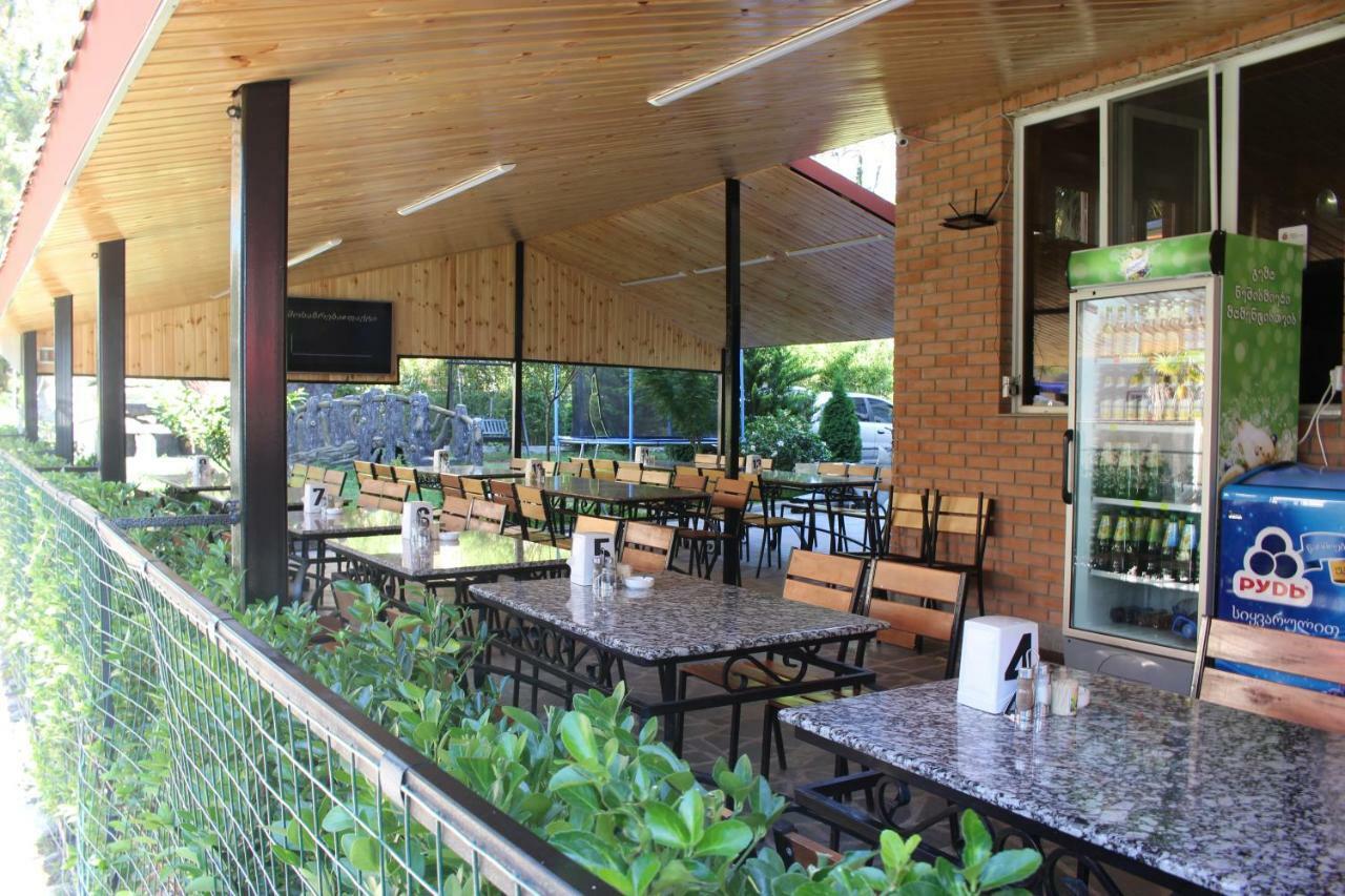Hotel Evrazia 乌雷基 外观 照片